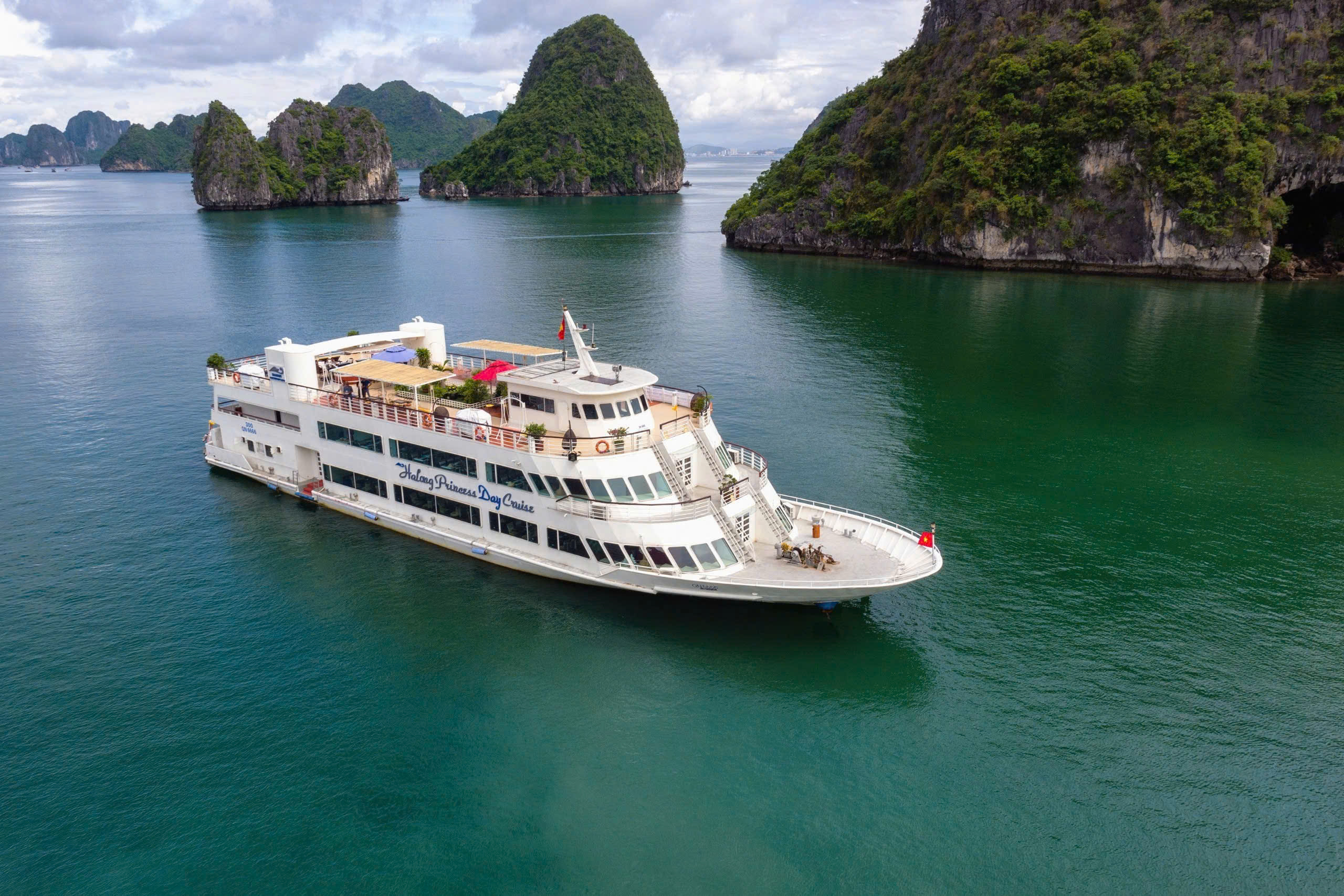 Tour Du Thuyen Halong Princess 1 Ngay 5 Sao